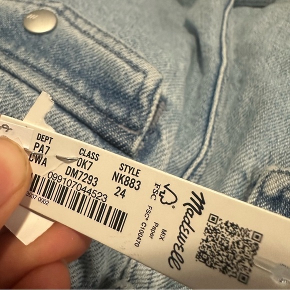 Madewell Low-Slung Straight Cargo Jeans in Coleman Wash - Picture 7 of 7